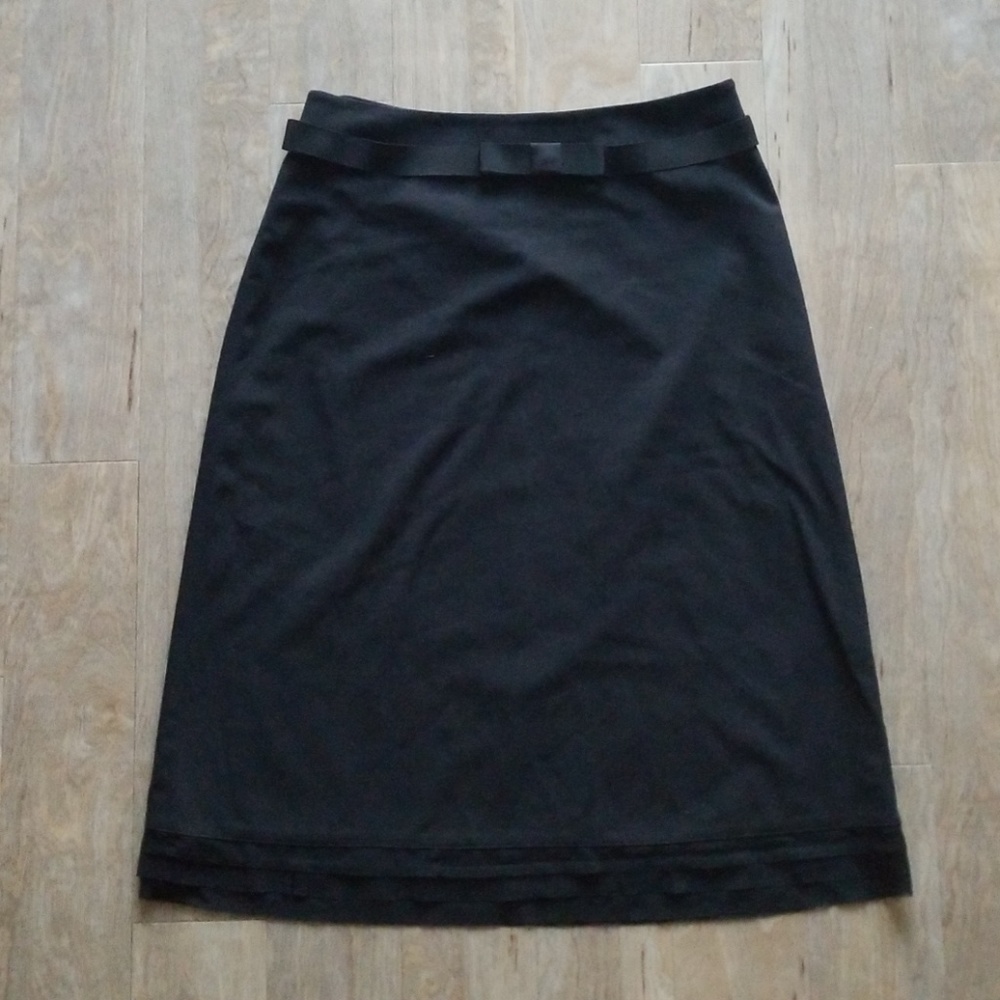 THE LIMITED Stretch Black Skirt